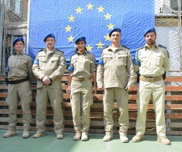 Cinci poliţişti români, medaliaţi în Afganistan